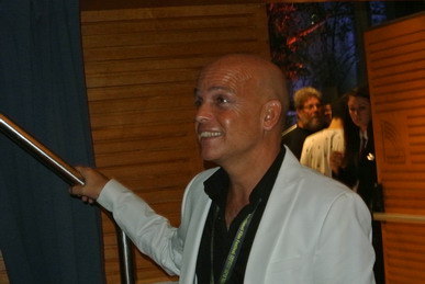 ���� ����